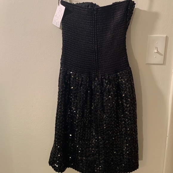 ✨ Strapless Sparkly Sequin Mini Dress | Party • Holiday • Date Night ✨ - Picture 10 of 12